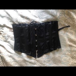 Black real steel boned under bust corset. Size L